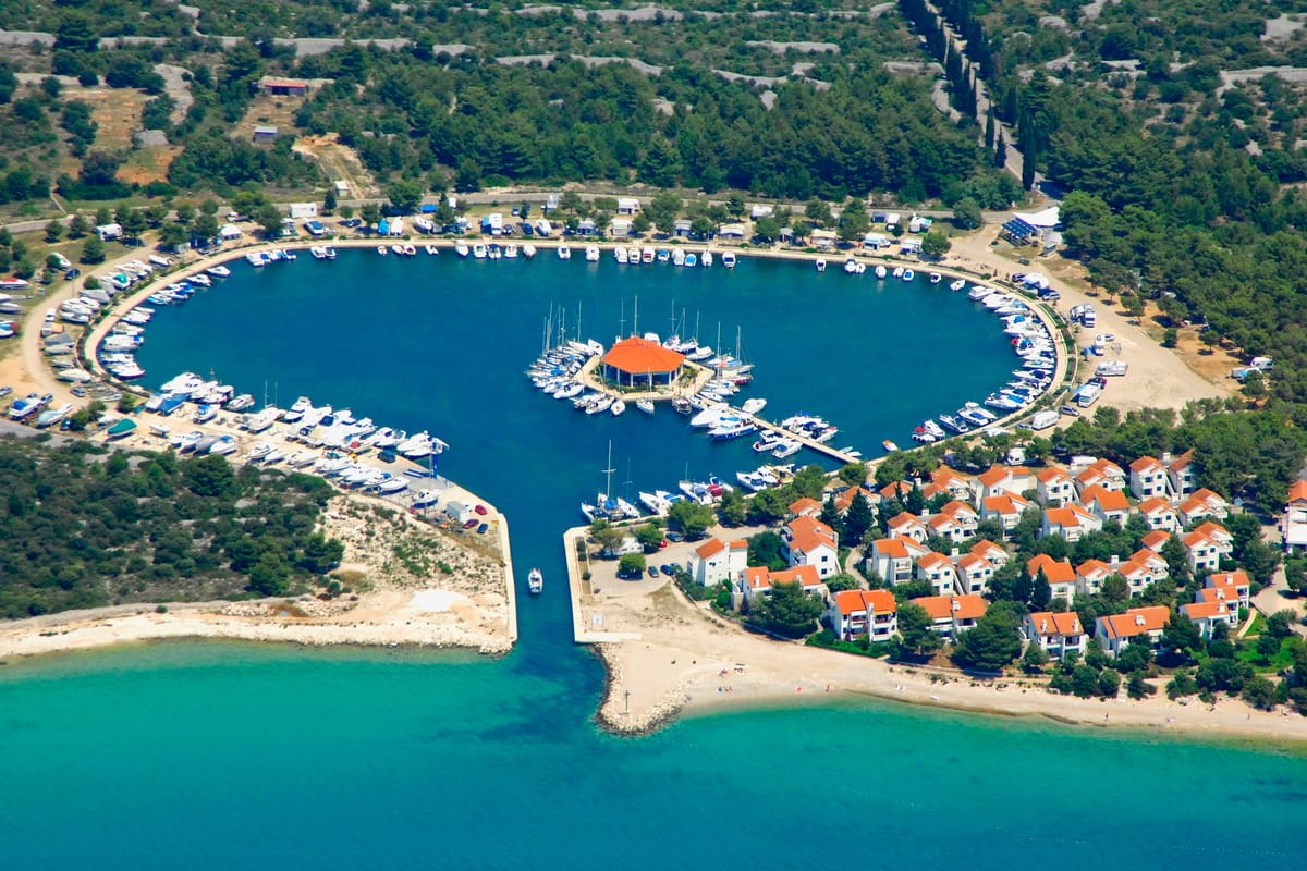 Solaris Yacht Marina - Photo 3