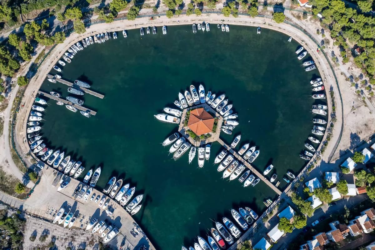 Solaris Yacht Marina - Photo 4