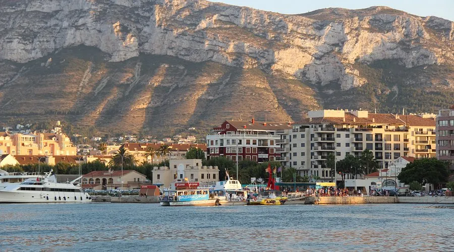 Marina El Portet de Dénia - Photo 2