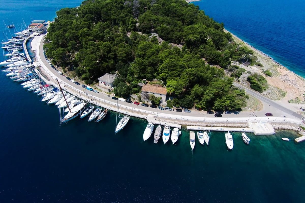 Marina Losinj, Mali Losinj - Photo 4