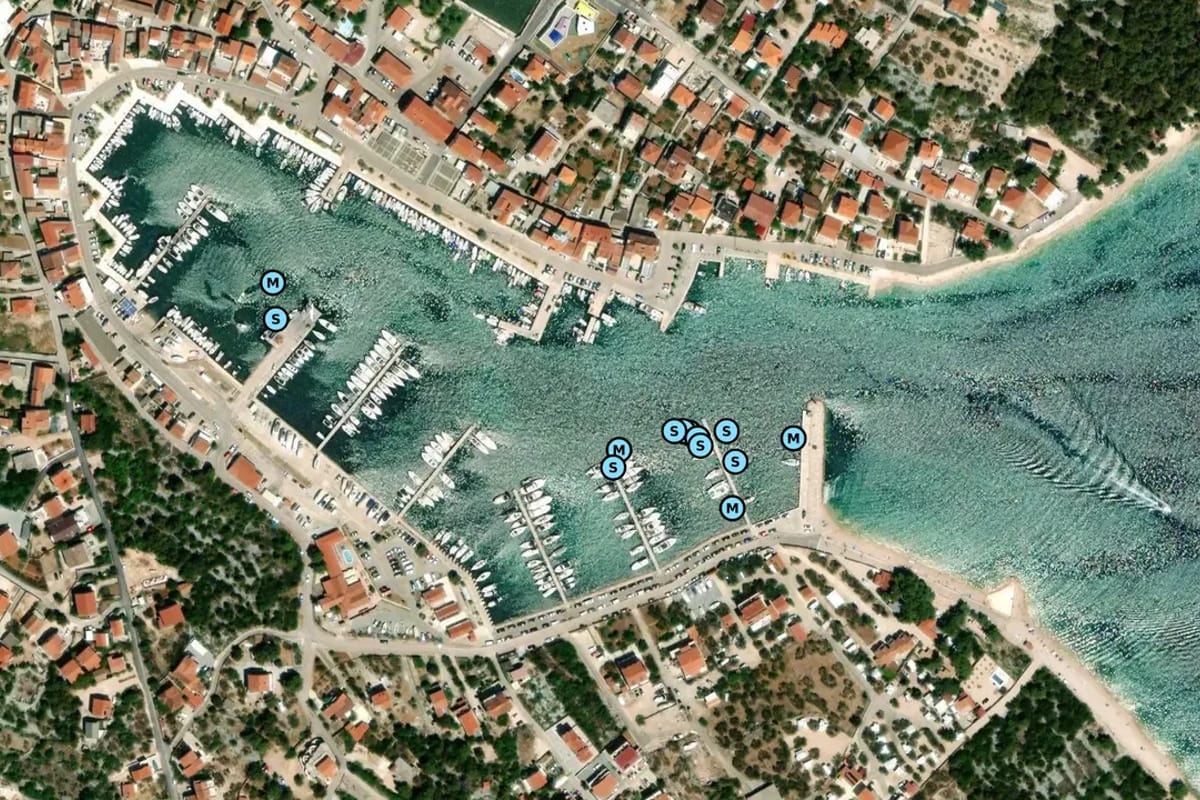 Murter, ACI Marina Jezera - Photo 1