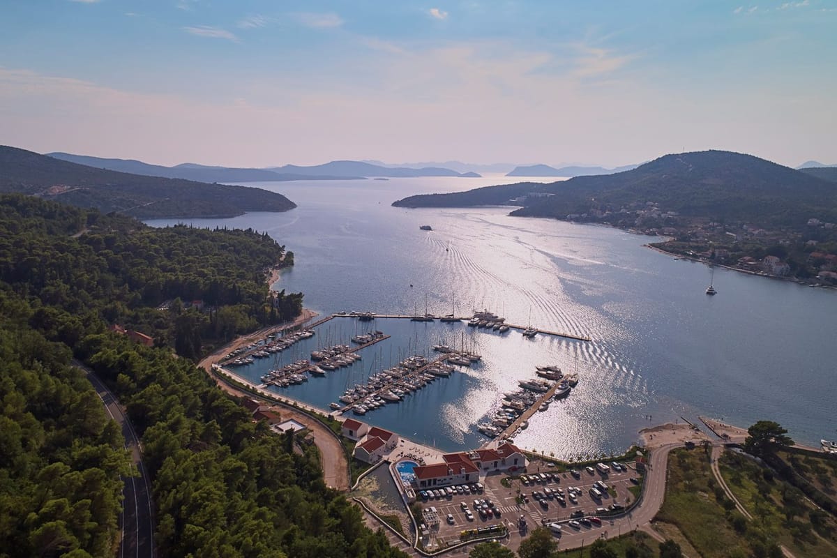 ACI Marina Slano - Photo 1