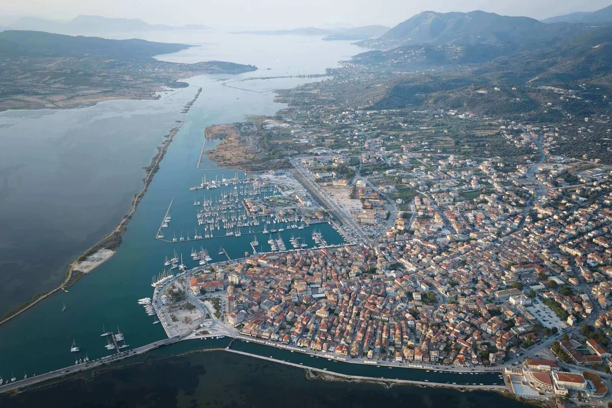 Lefkas, Perigiali - Photo 3