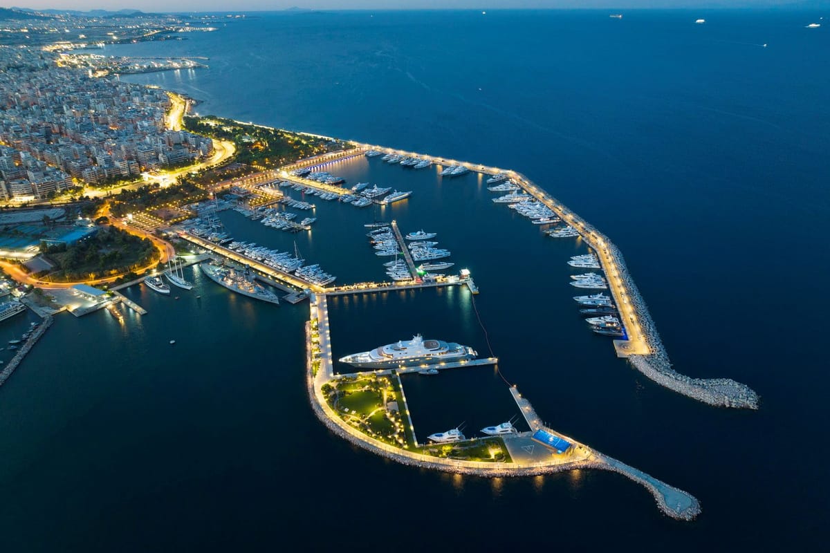Athens, Flisvos Delta marina - Photo 1
