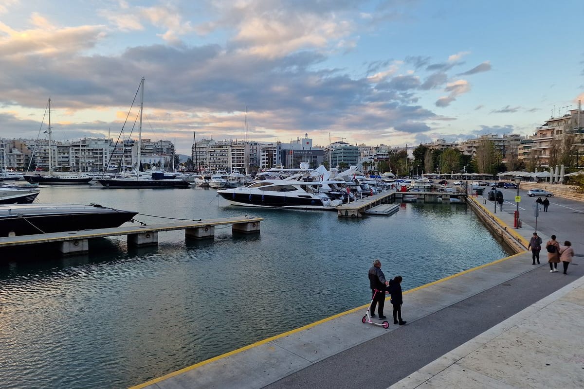 Athens, Zea Marina - Photo 2