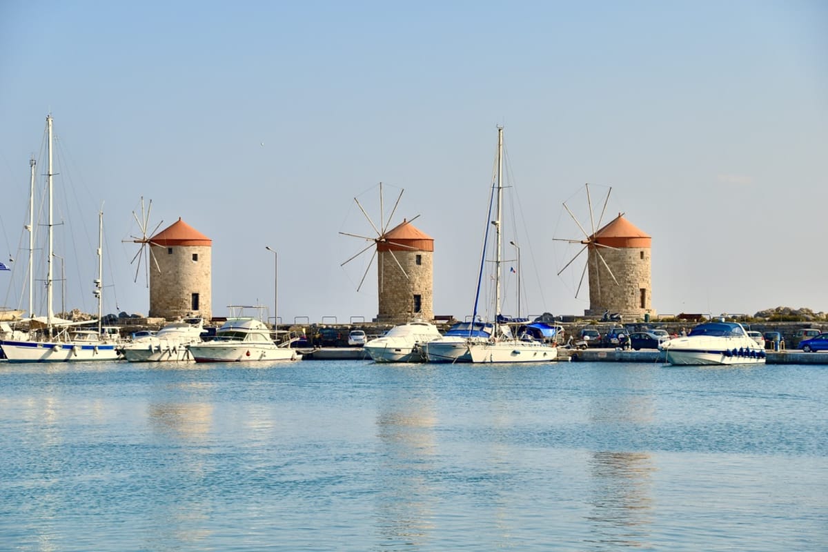 Rhodes, Mandraki Port - Photo 2