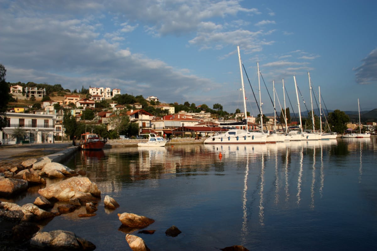 Marina of ACHILLIO - Photo 1
