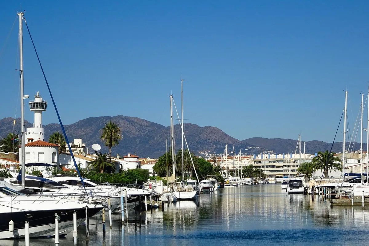 Roses, Empuriabrava marina - Photo 1