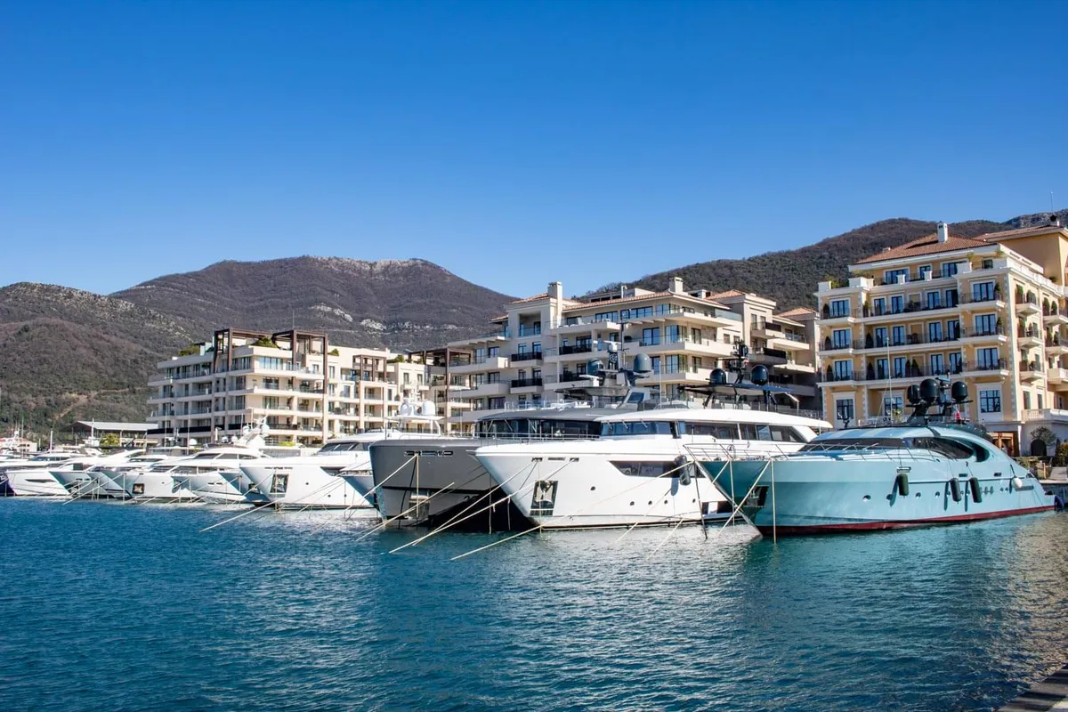 Tivat, Marina Solila - Photo 2