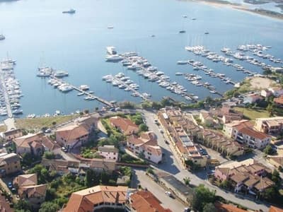 Marina di Cannigione - Photo 2