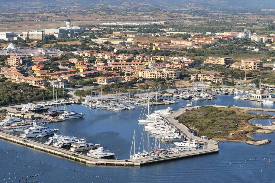Marina di Olbia Yachting Services - Photo 2