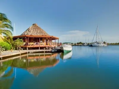 Belize, Placencia, Roberts Grove Marina - Photo 2