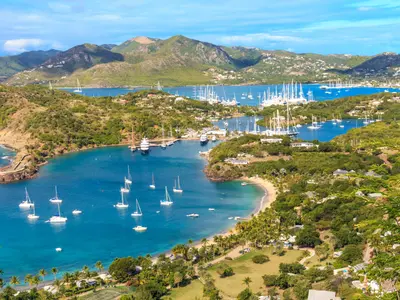 Antigua - Photo 3