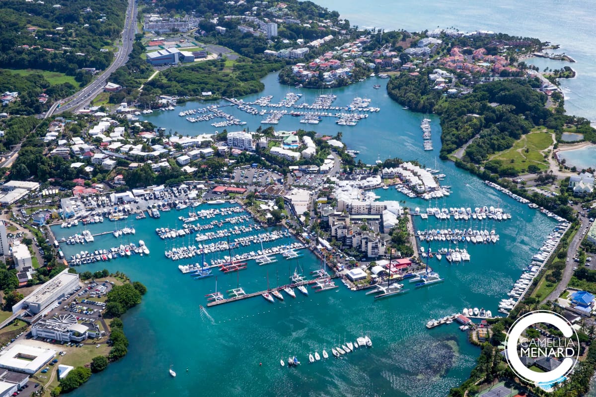 Guadeloupe, La Marina Bas du Fort - Photo 1