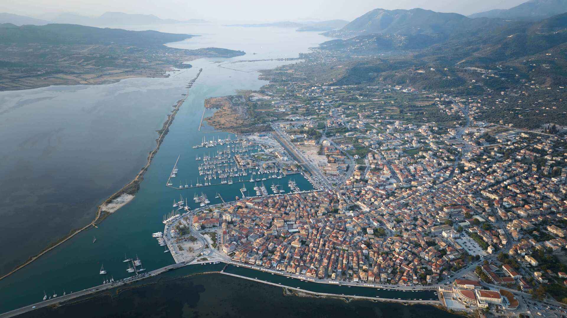 Lefkas, Nikiana Marina - Photo 1