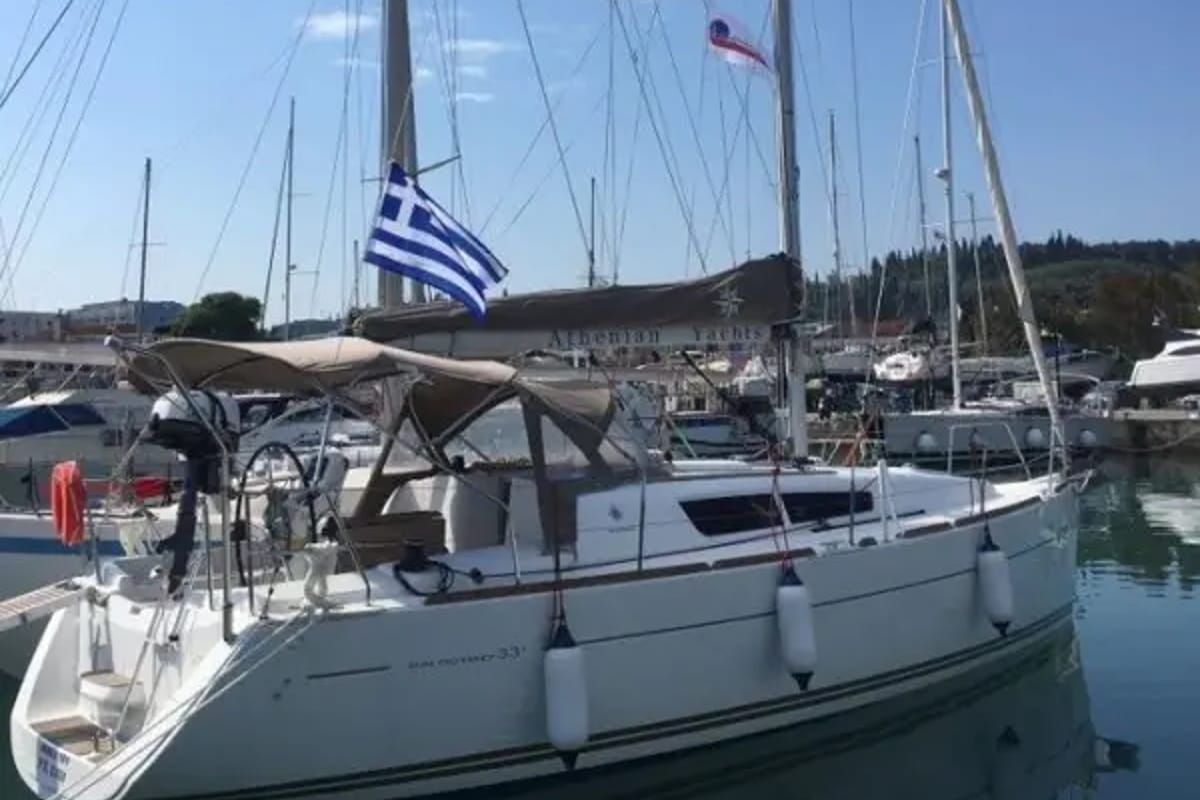 Athens, Yacht Club Amfitheas - Photo 3