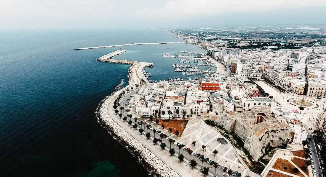 Porto Bari - Photo 1