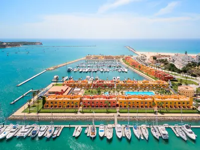 Marina de Portimao - Photo 3