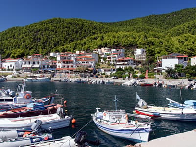 Skopelos, Neo Klima Harbor - Photo 3