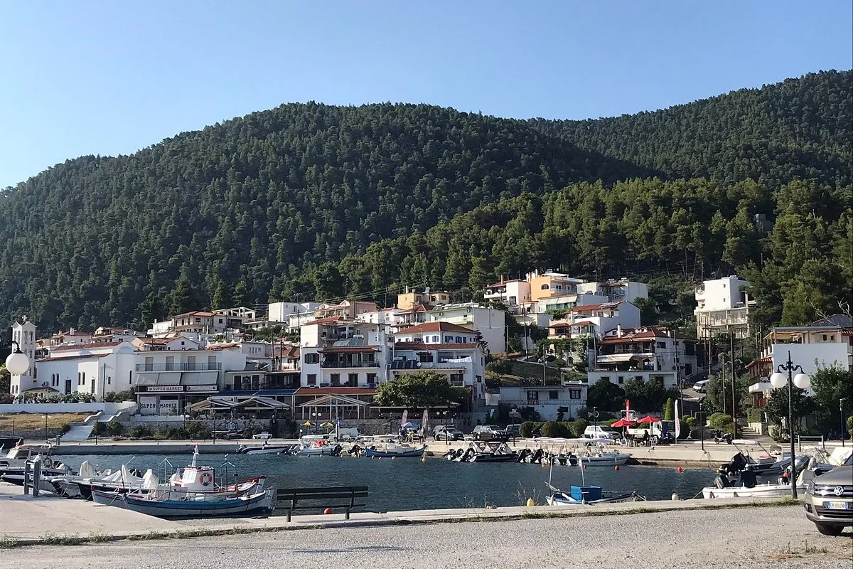 Skopelos, Neo Klima Harbor - Photo 5