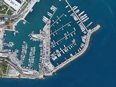 Split, MCI Marine Club International - Photo 3