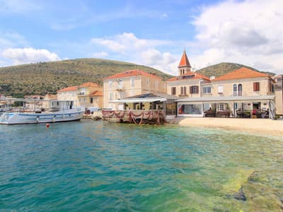 Trogir, Seget Donji, Konacvine - Photo 2