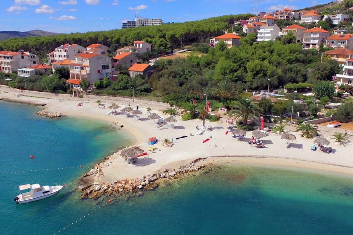 Trogir, Seget Donji, Konacvine - Photo 3