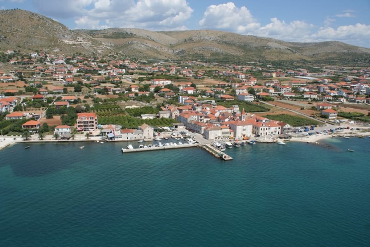 Trogir, Seget Donji, Konacvine - Photo 4