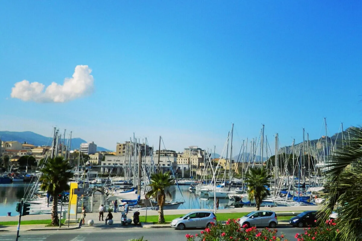Palermo, Marina di La Cala - Photo 3
