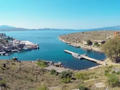 Sarande, Marina Limion - Photo 1
