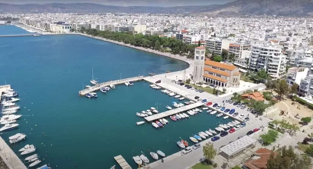Volos, Platania Marina - Photo 1