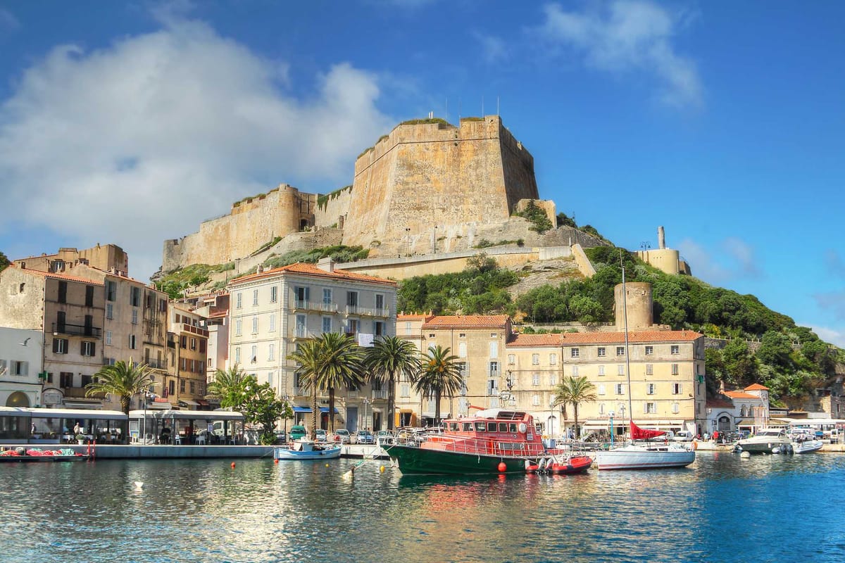 Bonifacio - Main photo
