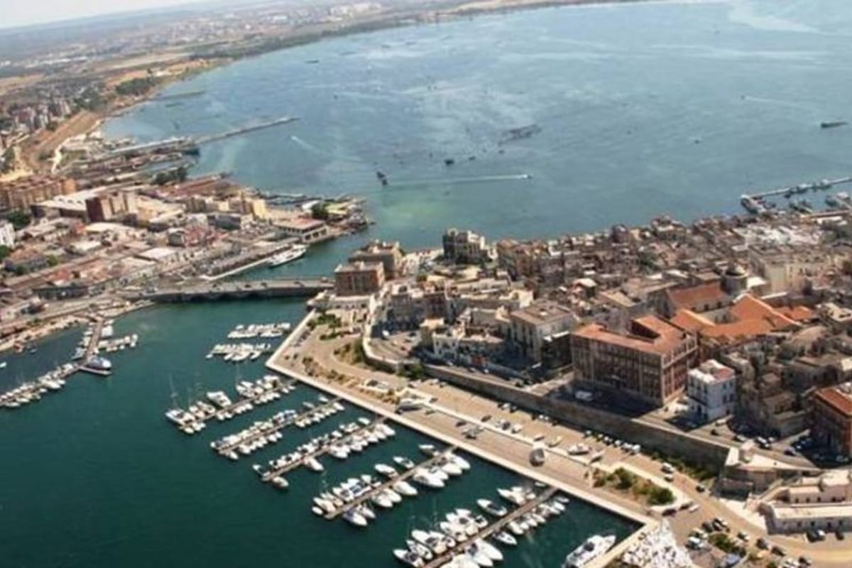 Taranto - Photo 2