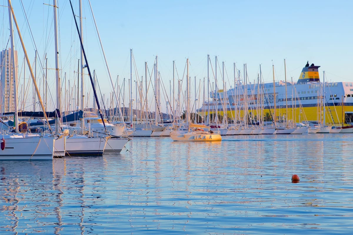 Hyeres - Photo 2