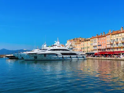 St. Tropez - Photo 3