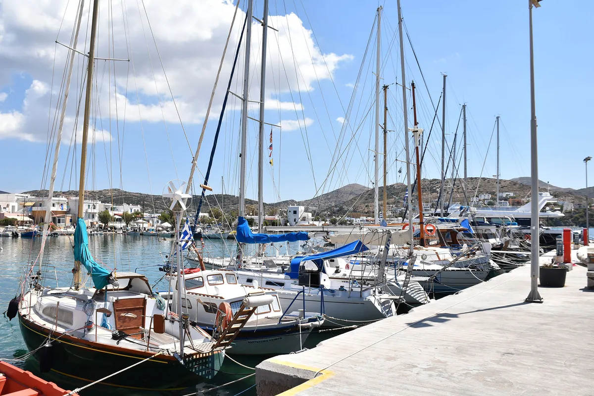 Finikas port - Photo 3