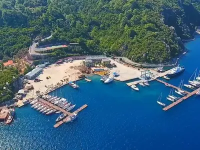 Adaköy Marina - Photo 3
