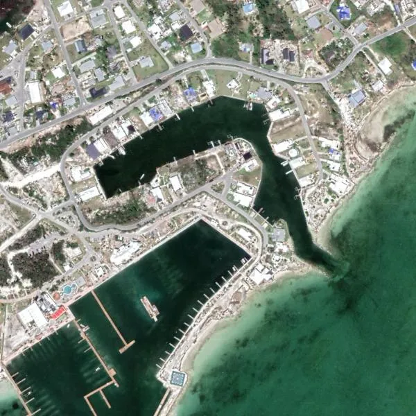 Royal Marsh Harbour Yachtclub - Main photo