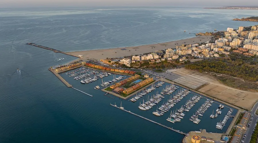 Marina de Portimao - Photo 3