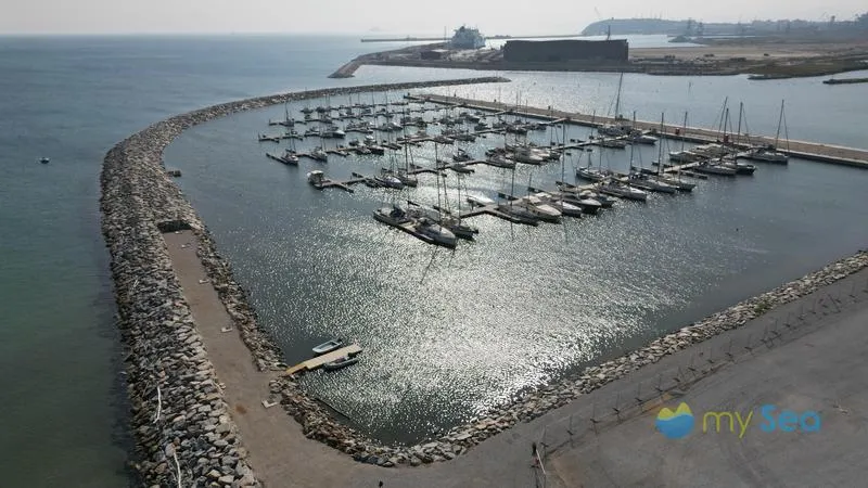 Marina Arcipelago Toscano - Photo 3