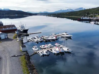 Tromsø Eidkjosen - Photo 1