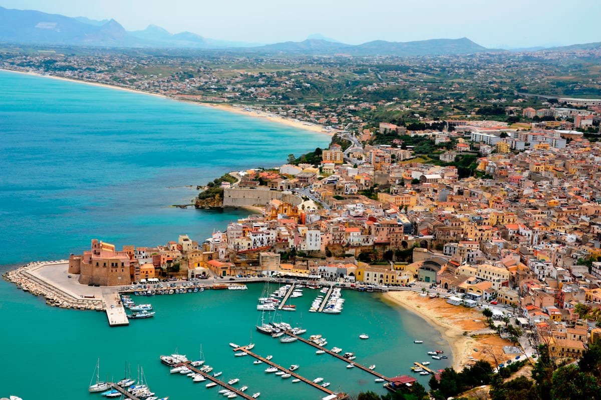 Porto di Castellammare del Golfo - Photo 2