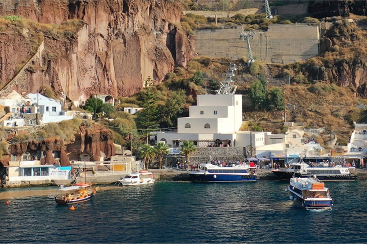 Santorini Port - Photo 4
