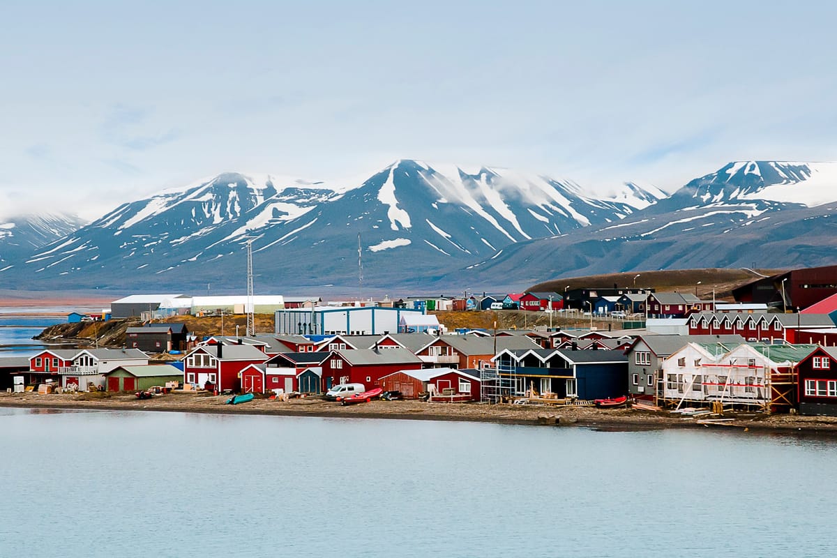 Longyearbyen - Photo 2