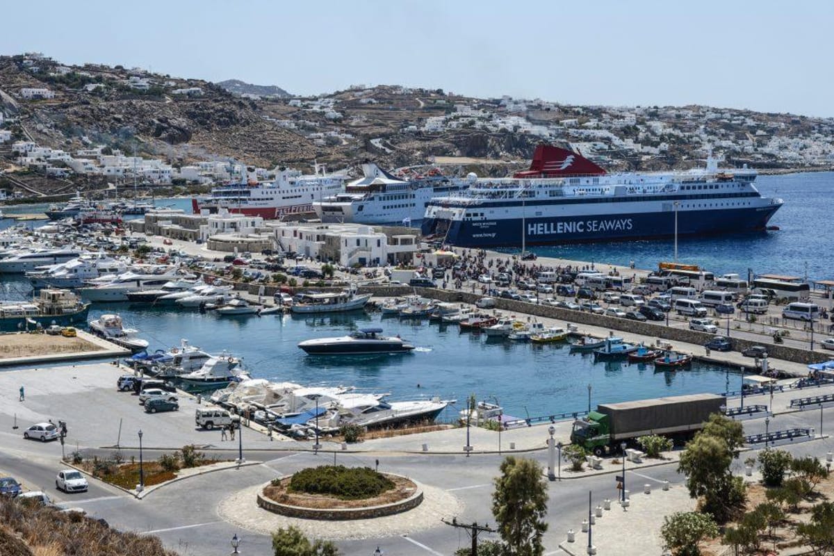 Tourlos Marina - Photo 1