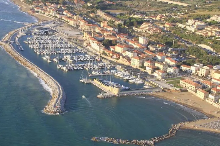 Marina di San Vincenzo - Photo 3