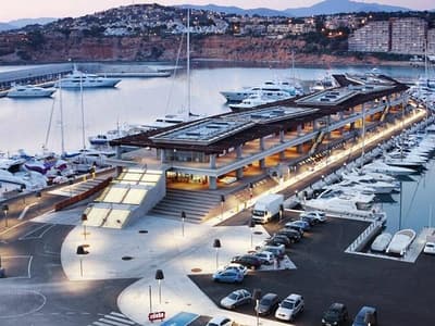 Port Adriano - Photo 2