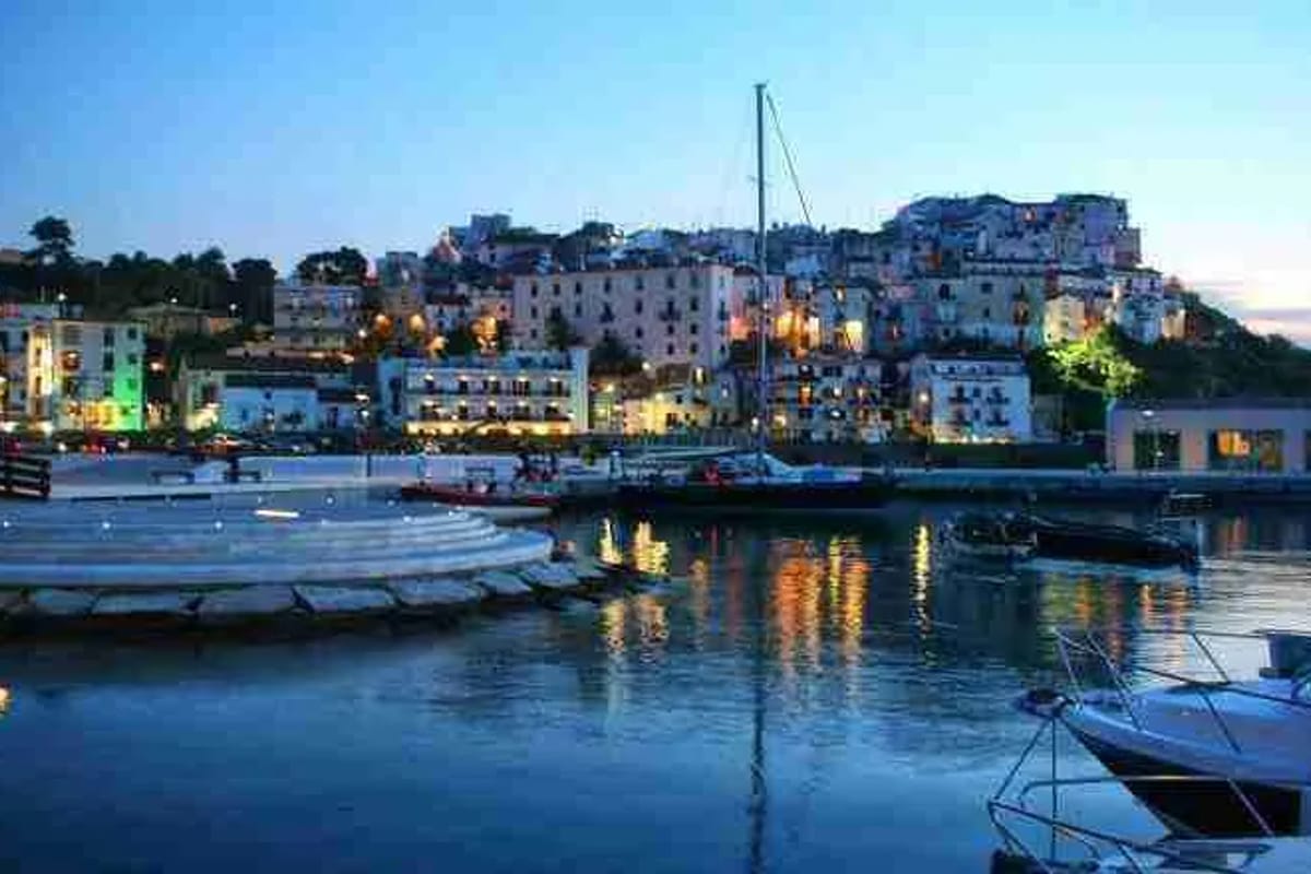 Marina di Rodi Garganico - Photo 3