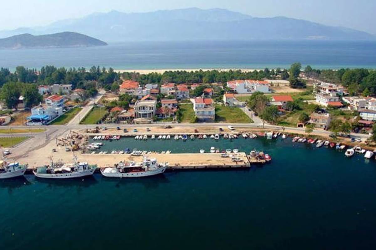 Keramoti - Photo 2