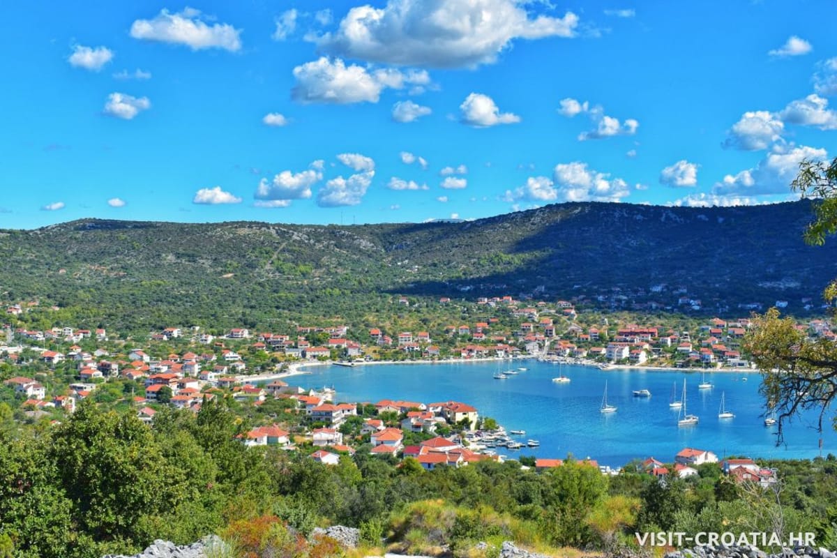 Vinišće - Photo 3